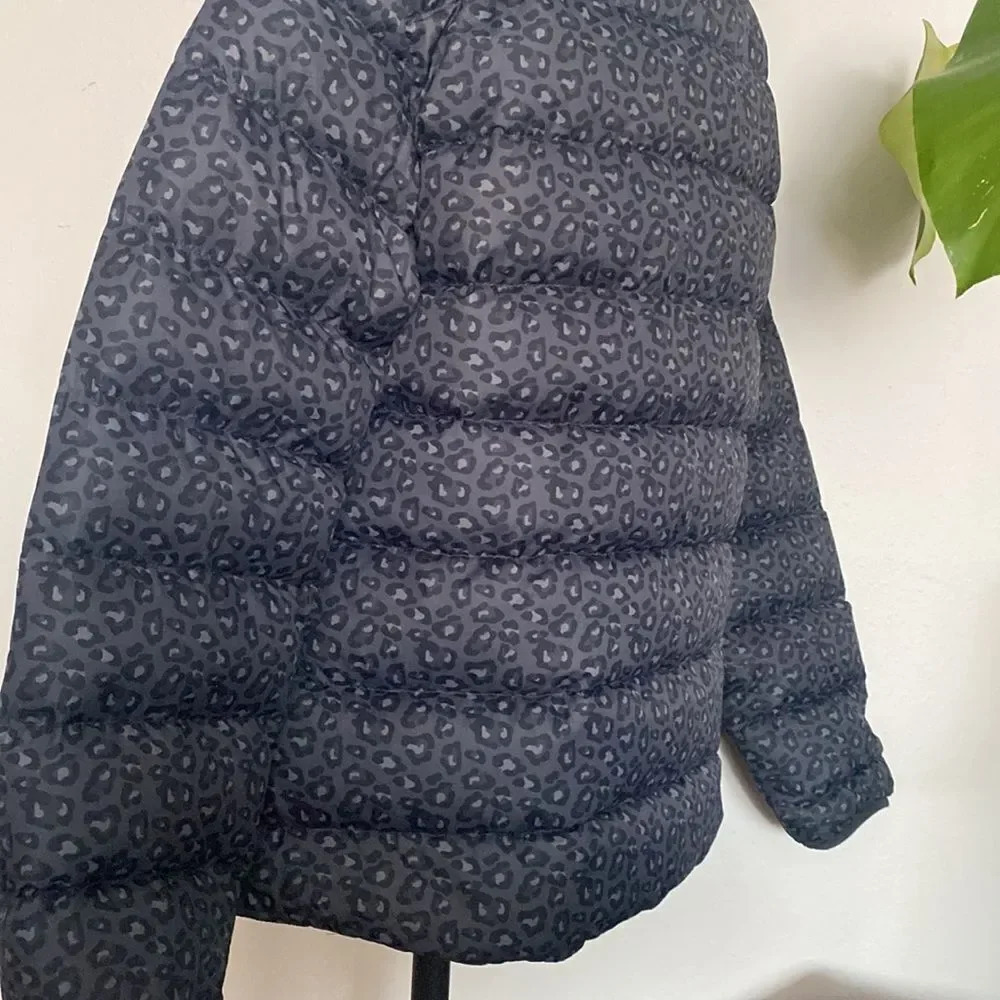 Helly Hansen sz M Ebony Leopard Svalbard down zip up puffer hooded great… - Picture 7 of 16